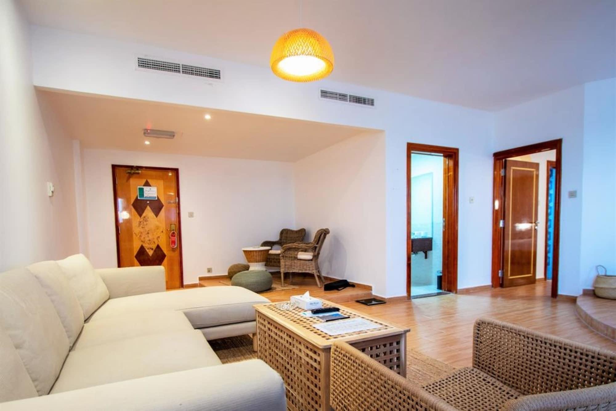 Bm Beach Hotel Ras al-Khaimah Bagian luar foto