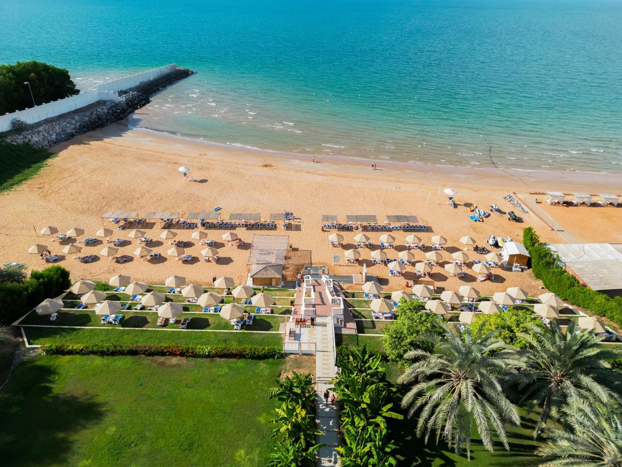 Bm Beach Hotel Ras al-Khaimah Bagian luar foto